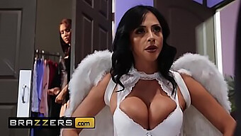 Kötü Milf'Ler Ariella Ferrera Ve Isis Love Sert Eylemde