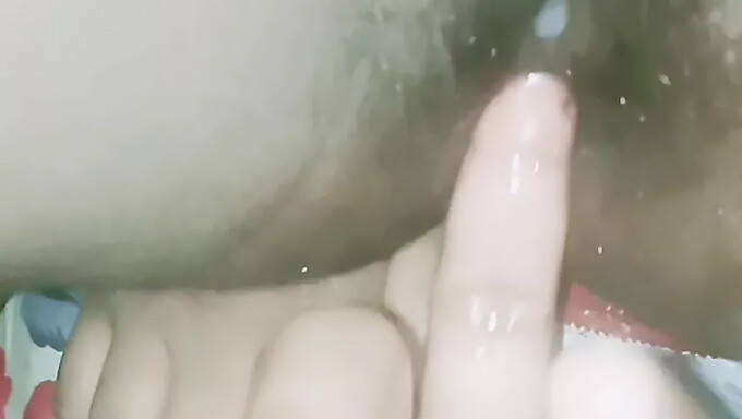 Bengali Kız Anal Parmaklama Ve Oral Zevke Dalıyor