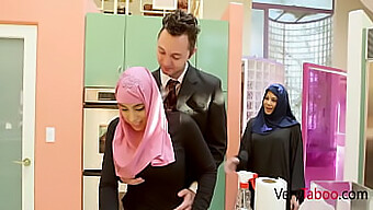 Ella Knox, Eine Hijab-Tragende Tochter, Gibt Sich Mit Ihrem Vater Verbotenen Vergnügungen Hin