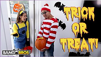 Teen Treats Herself To Foot Fetish Fun On Halloween With Bruno'S Help