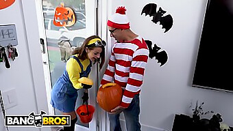 Món Quà Bất Ngờ Của Bruno Dickemz Tặng Evelin Stone Nhân Dịp Halloween