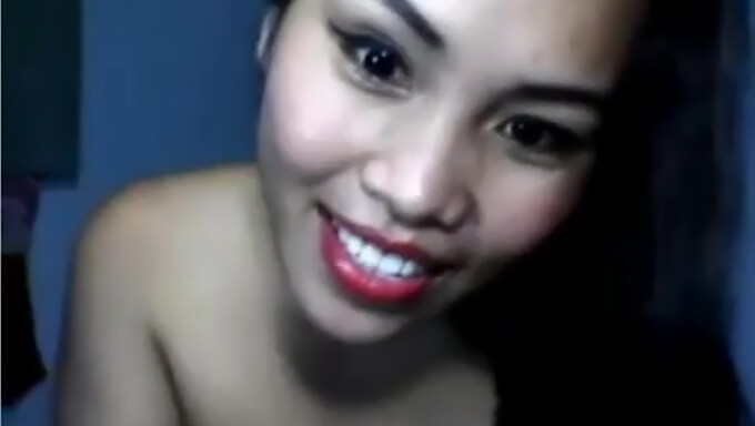 Filipina Cam Girl'S Nasty Show With 21st Century Twist